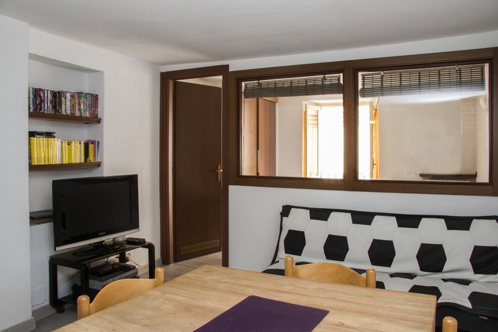 Apartment Via Sant'Alessandro Bergamo Szoba fotó
